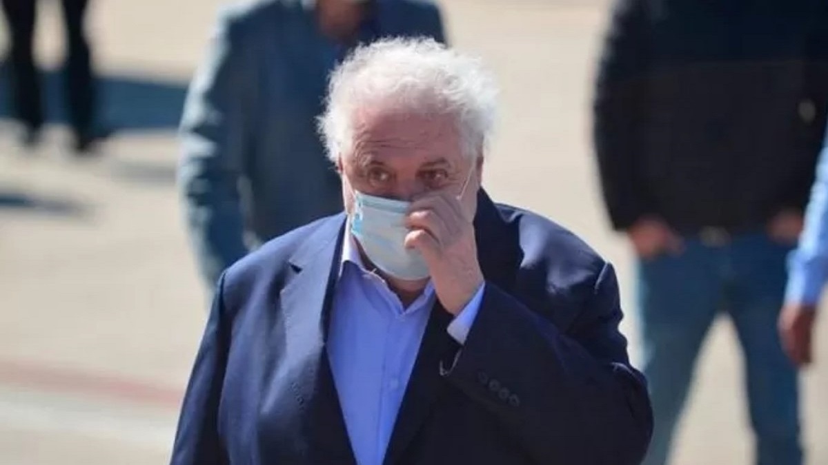 Polémica por el regreso de Ginés González García