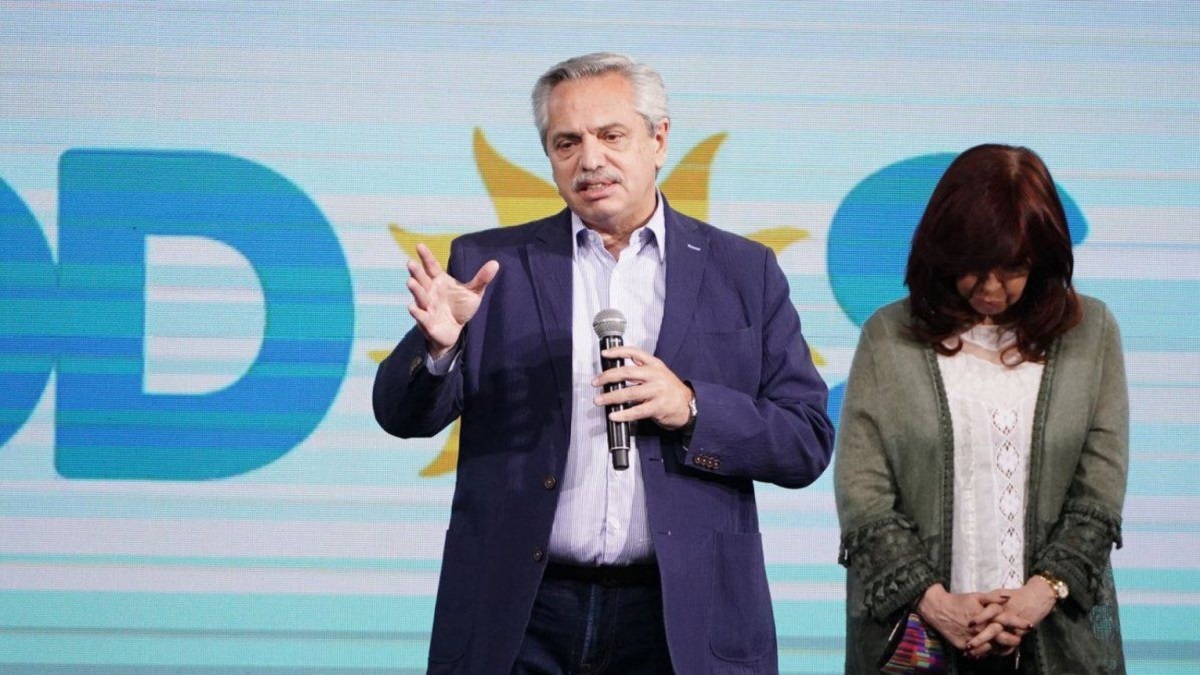 Alberto, Cristina y el Compre Argentino
