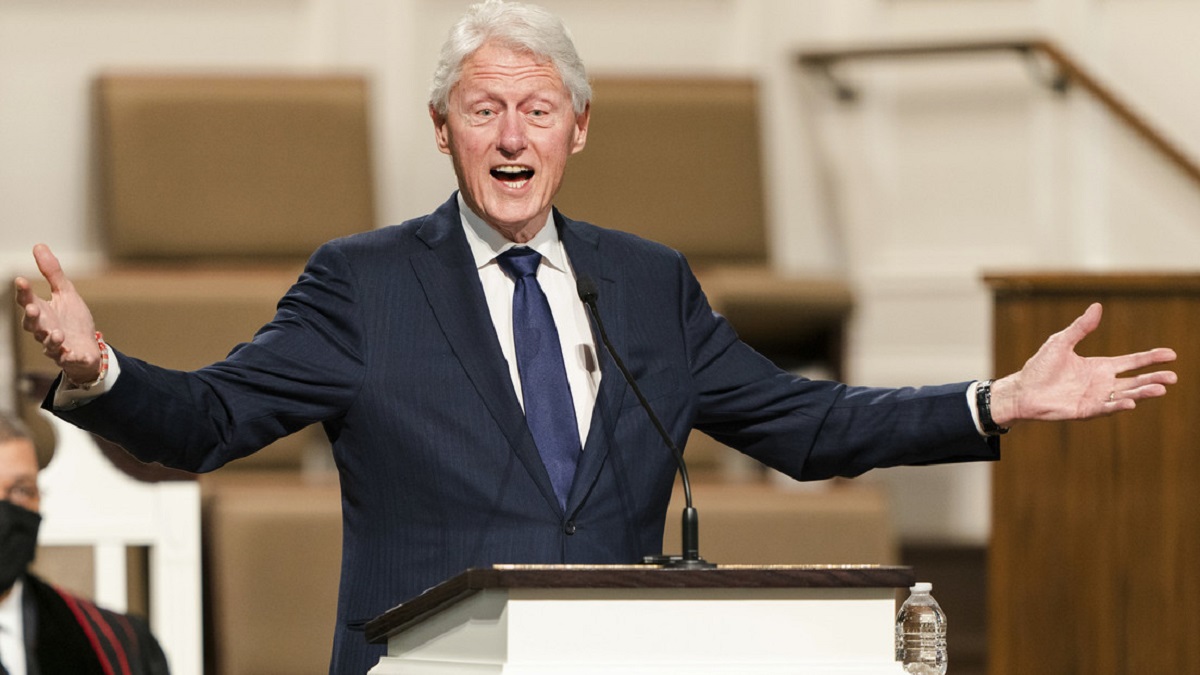 Bill Clinton internado
