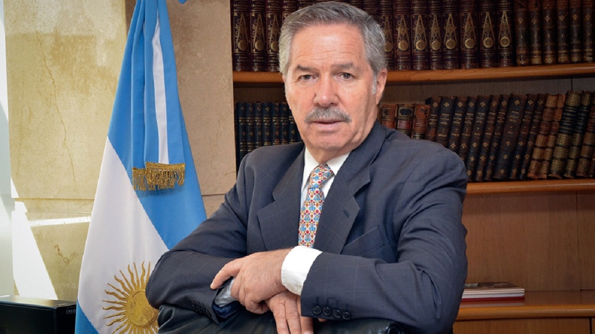 Felipe Solá cargó contra Alberto Fernández