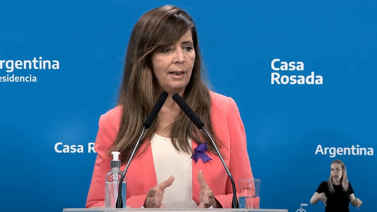 Gabriela Cerruti contra la oposición