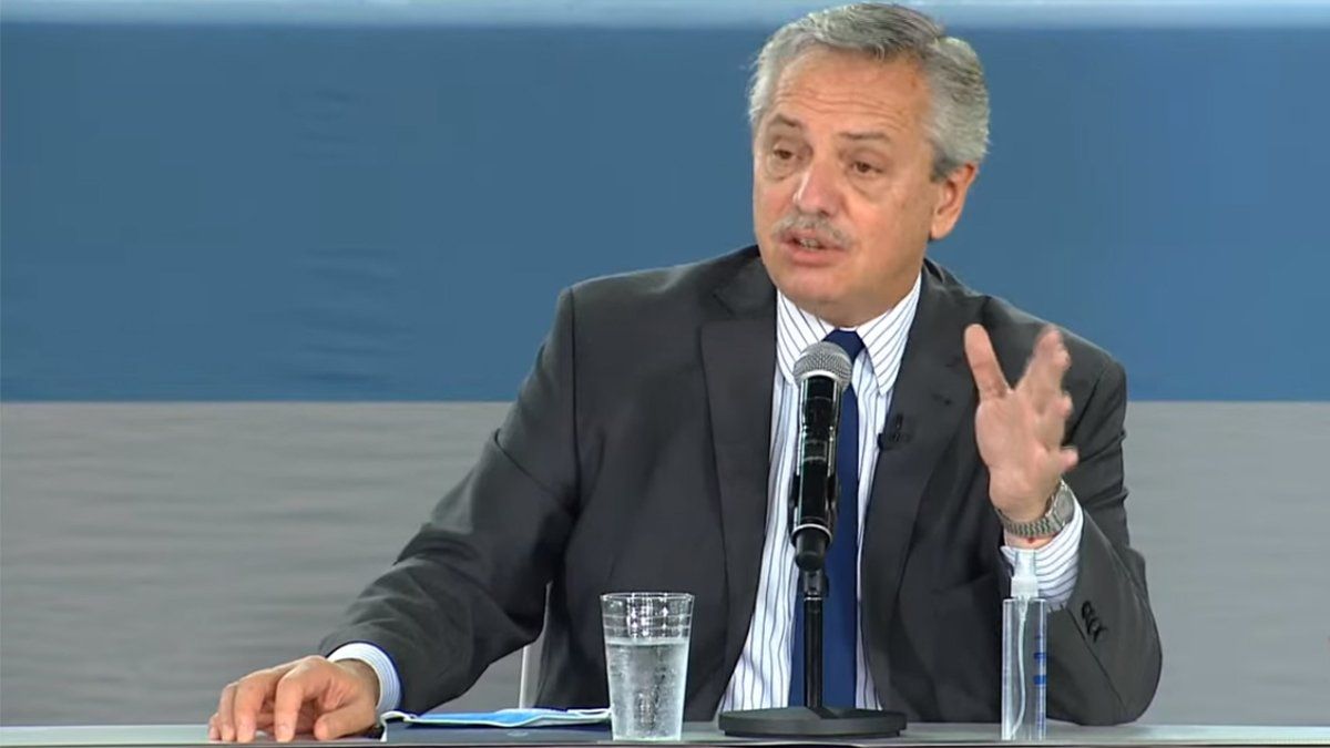 Alberto Fernández viaja a Rusia y a China