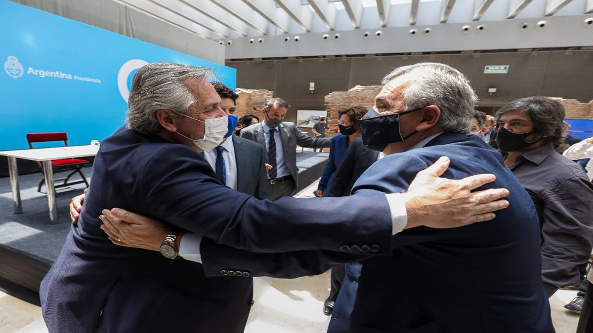 Gerardo Morales se acercó a Alberto Fernández