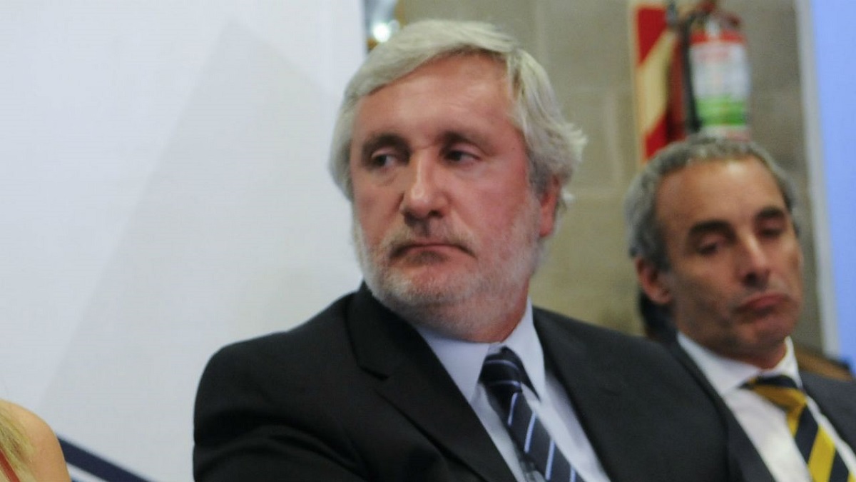 Julio Conte Grand contra los K